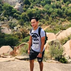 Meet your Posher, Adrian